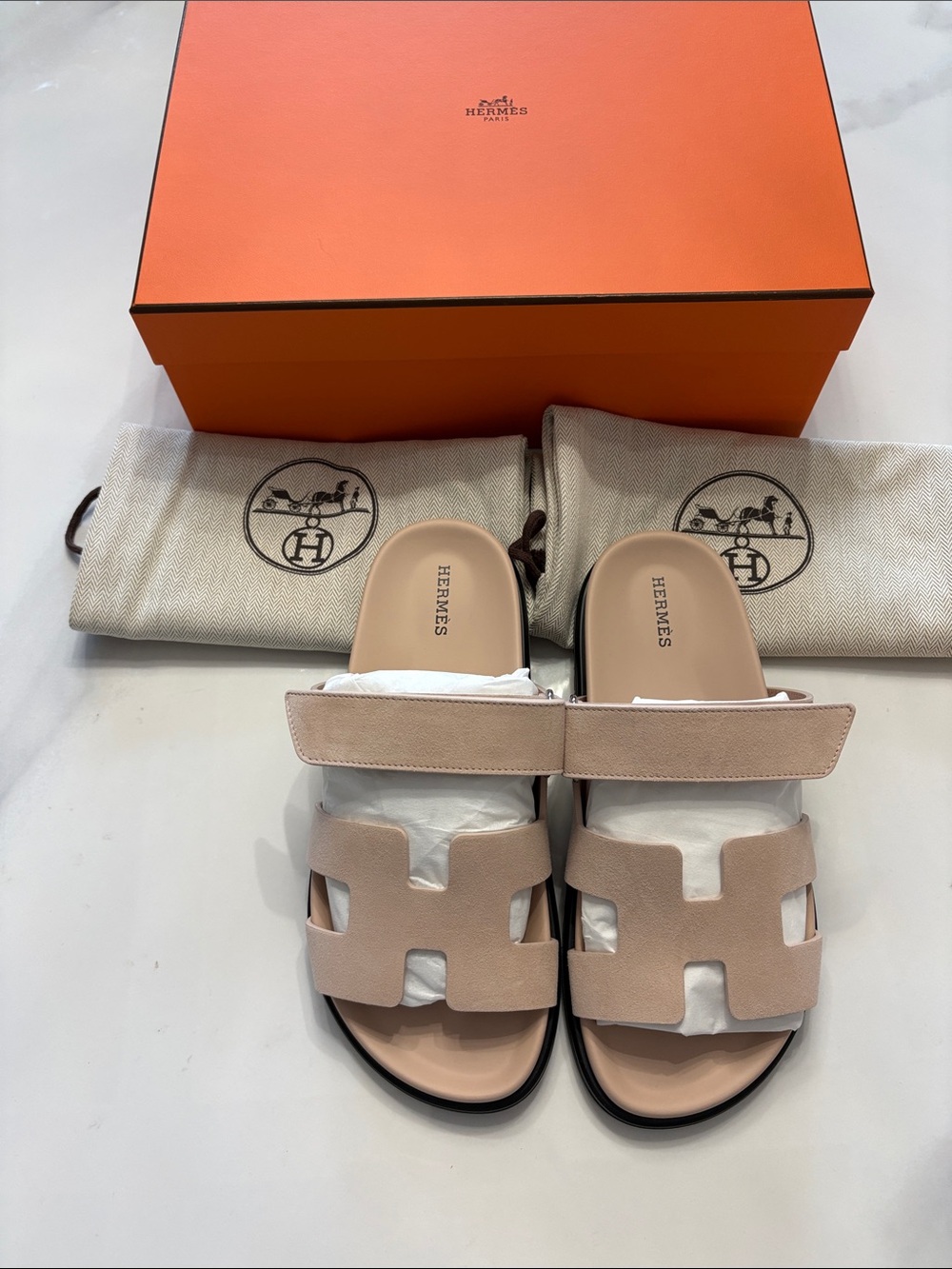 Hermes Pale Pink beige nude Chypre sandal